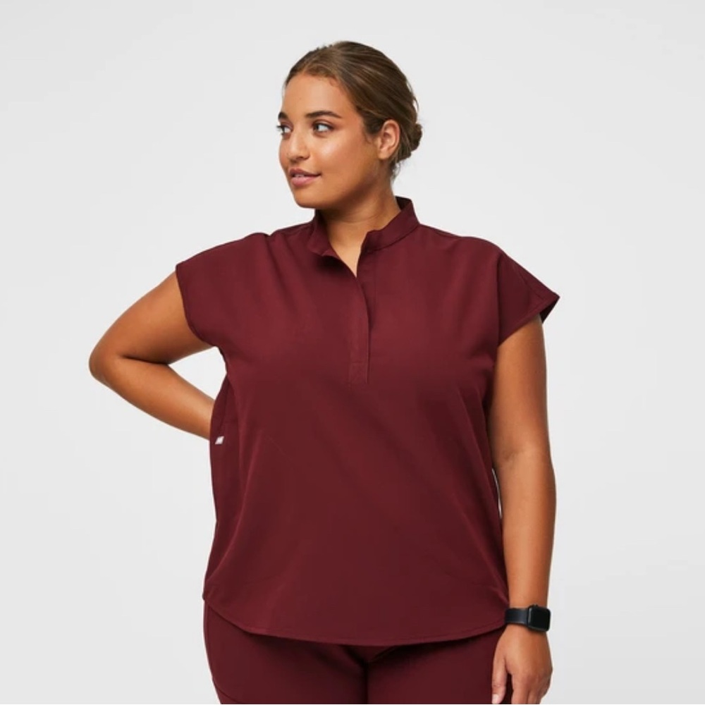 Women's Figs Burgundy Rafaela Oversized Scrub Top